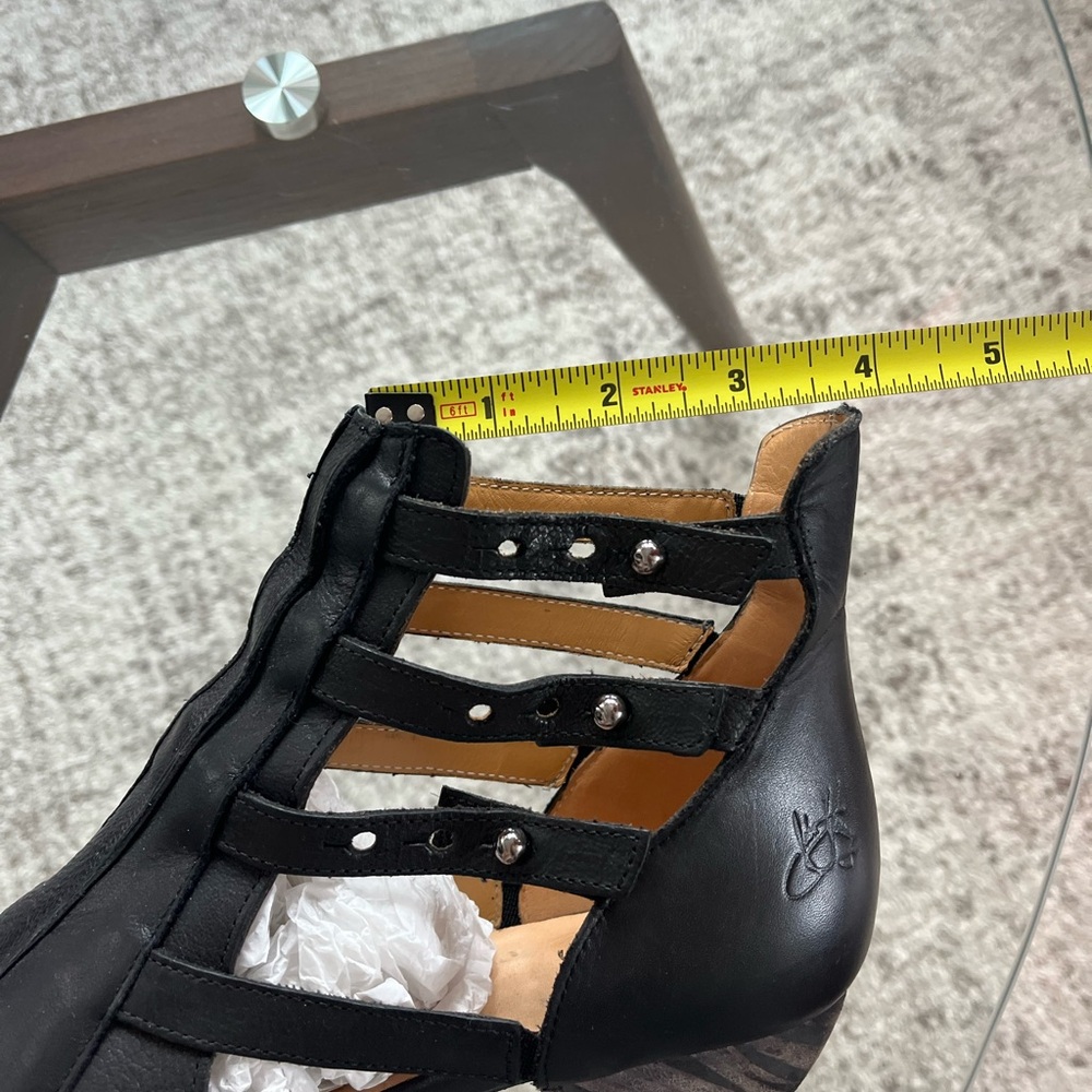 John Fluevog Truth Bekkie Black 
Strappy Leather Gorh Designer Ankle Boots Sz 8 - Picture 15 of 17